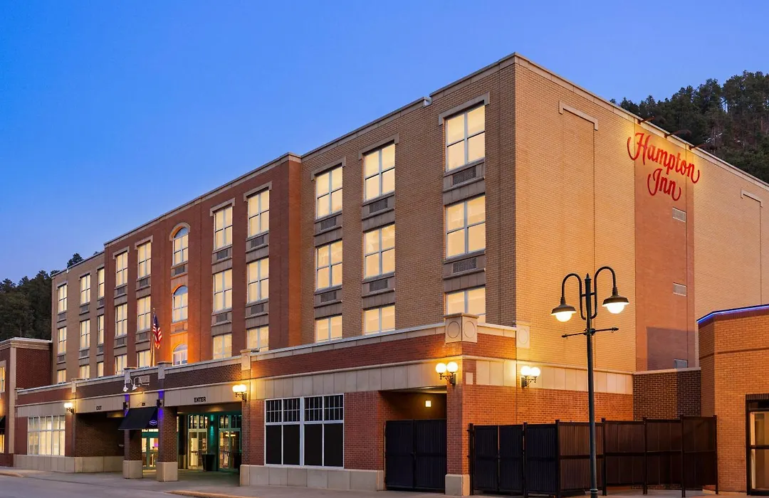 Hampton Inn At Tin Lizzie Gaming Resort-1
