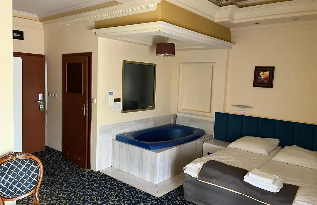 Hotel Venecia Palace-1