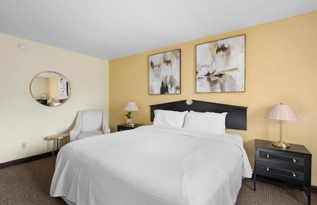 Stayinn Grand Forks-1