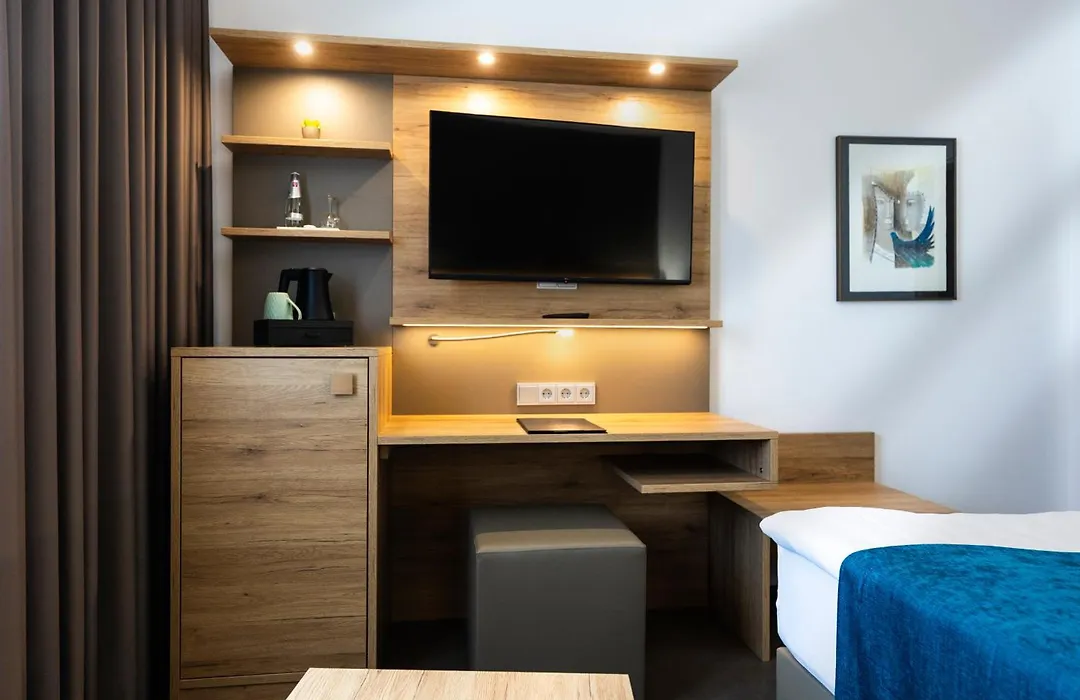 Hotel Logotel-1