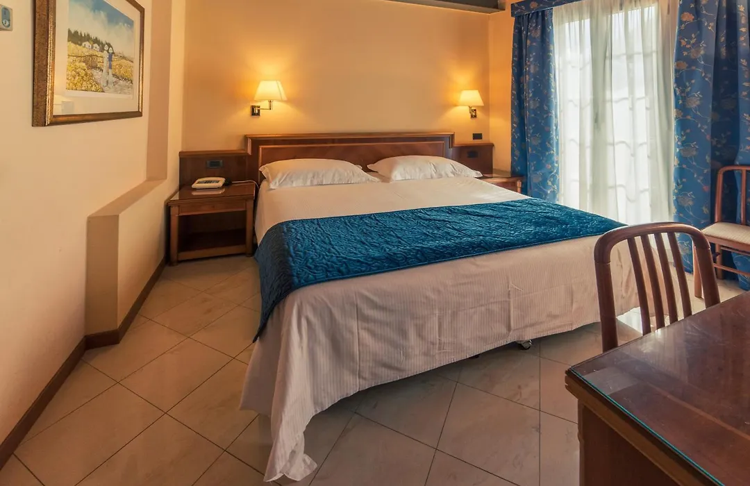 Hotel Bettina-1