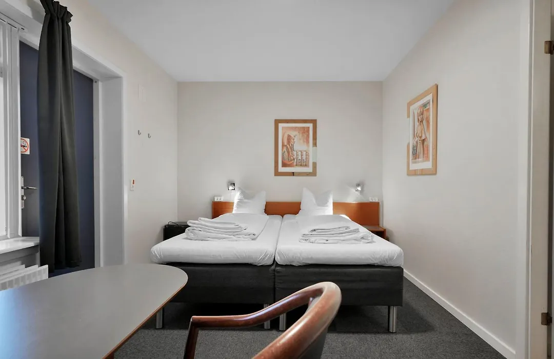 Hotel Varde-1