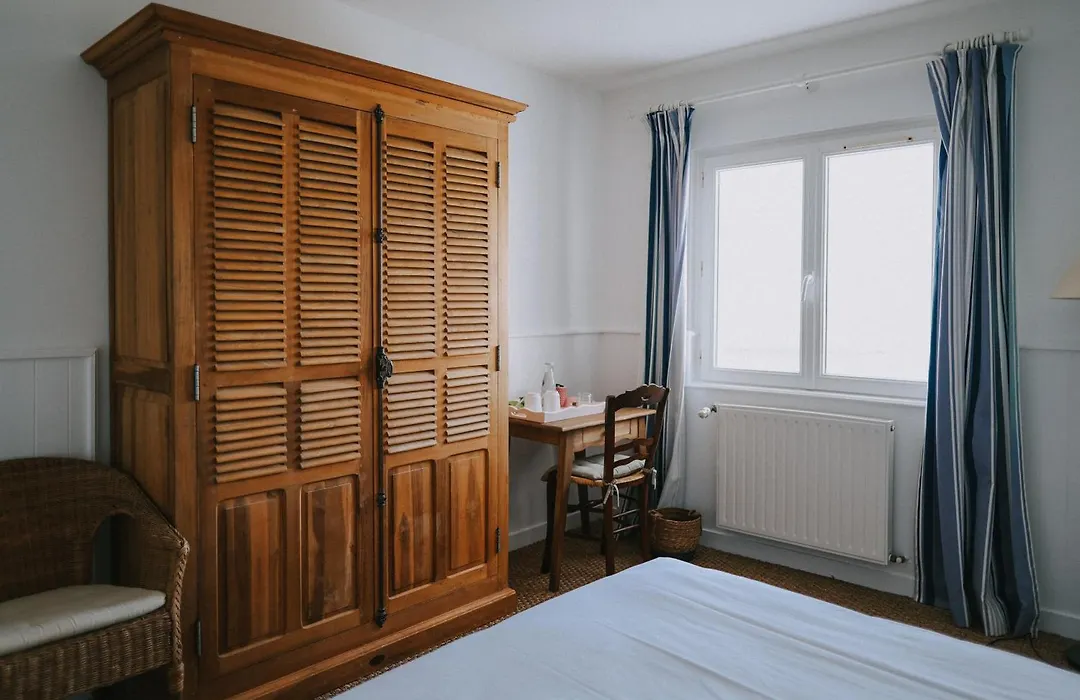 Rivage, Chambres et Table-1