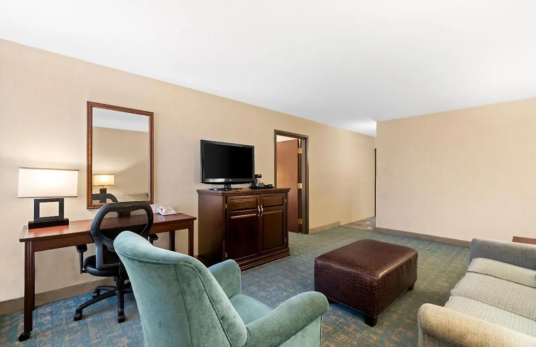 Prado Hotel By Choice Hotels-1