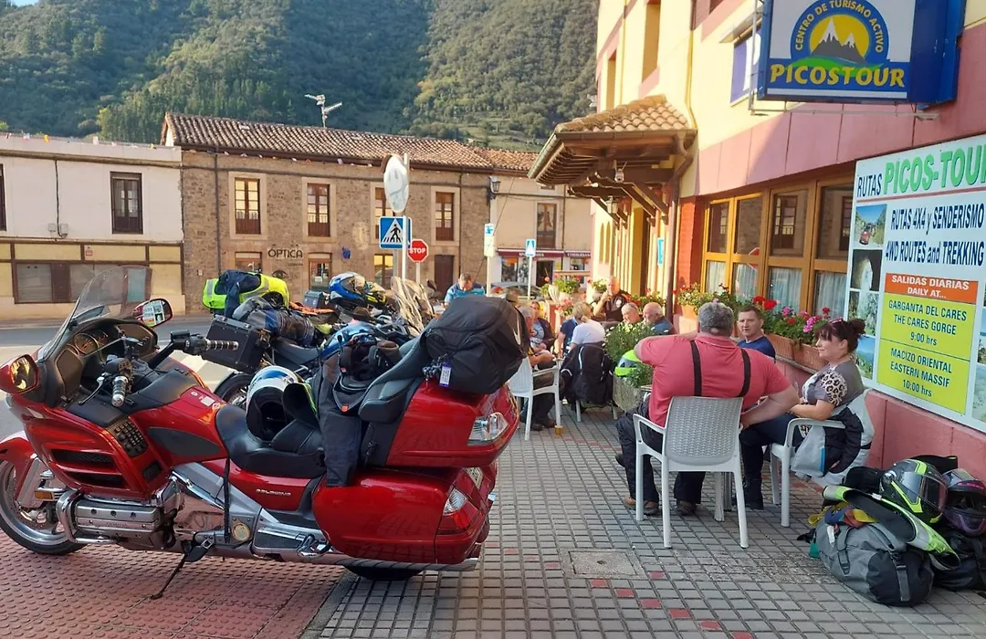 Hosteria Picos De Europa-1