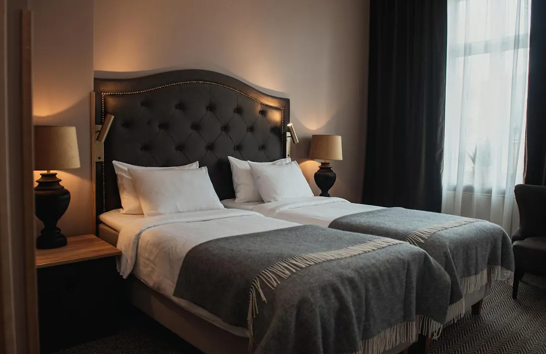 Home Hotel Christian IV-1