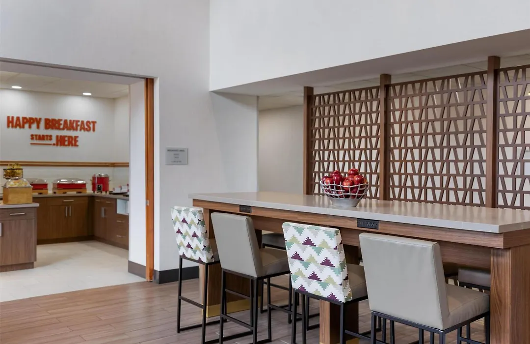 Hampton Inn & Suites By Hilton Windsor-1