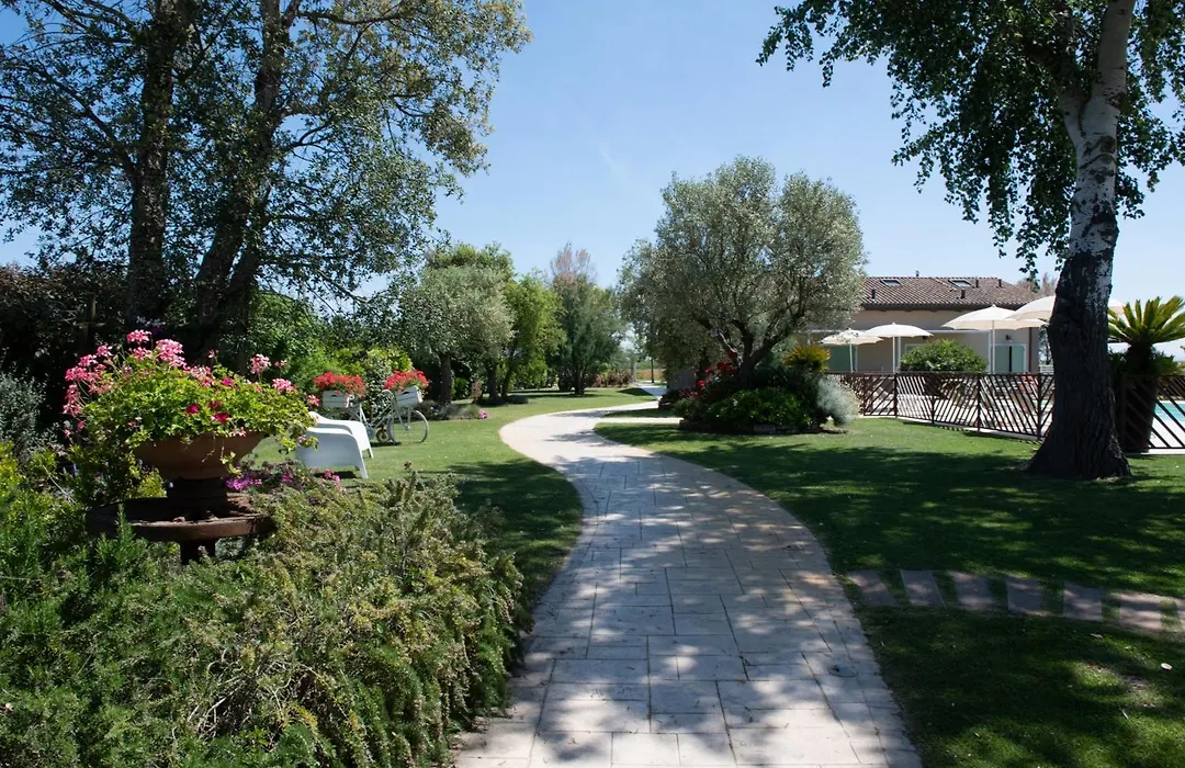 Agriturismo B&B Vista Parco-1