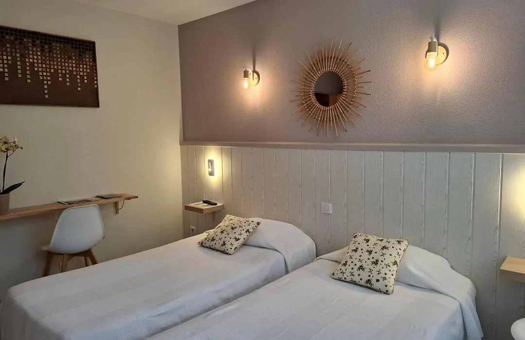 Hotel Les Bellugues-1