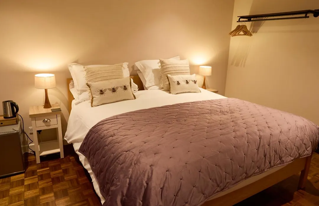 Hunters Lodge Inn-1