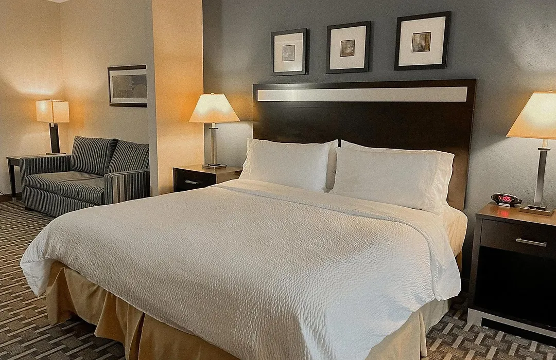 Holiday Inn Express & Suites Morton Peoria Area By Ihg-1