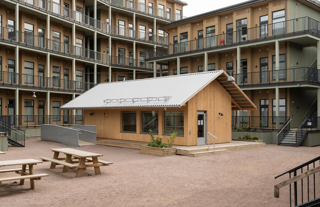 Waterfront Cabins Studio Apartments-1