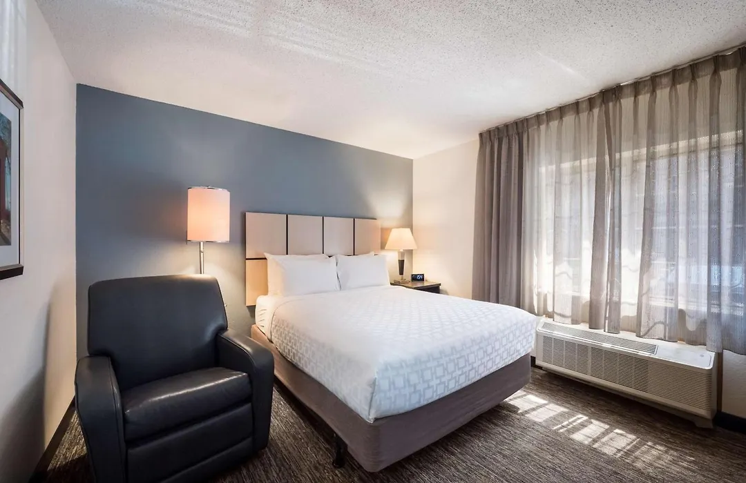 Sonesta Simply Suites Lansing-1