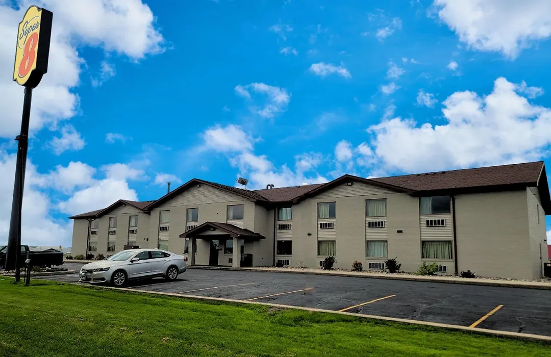 Super 8 By Wyndham Perham-1