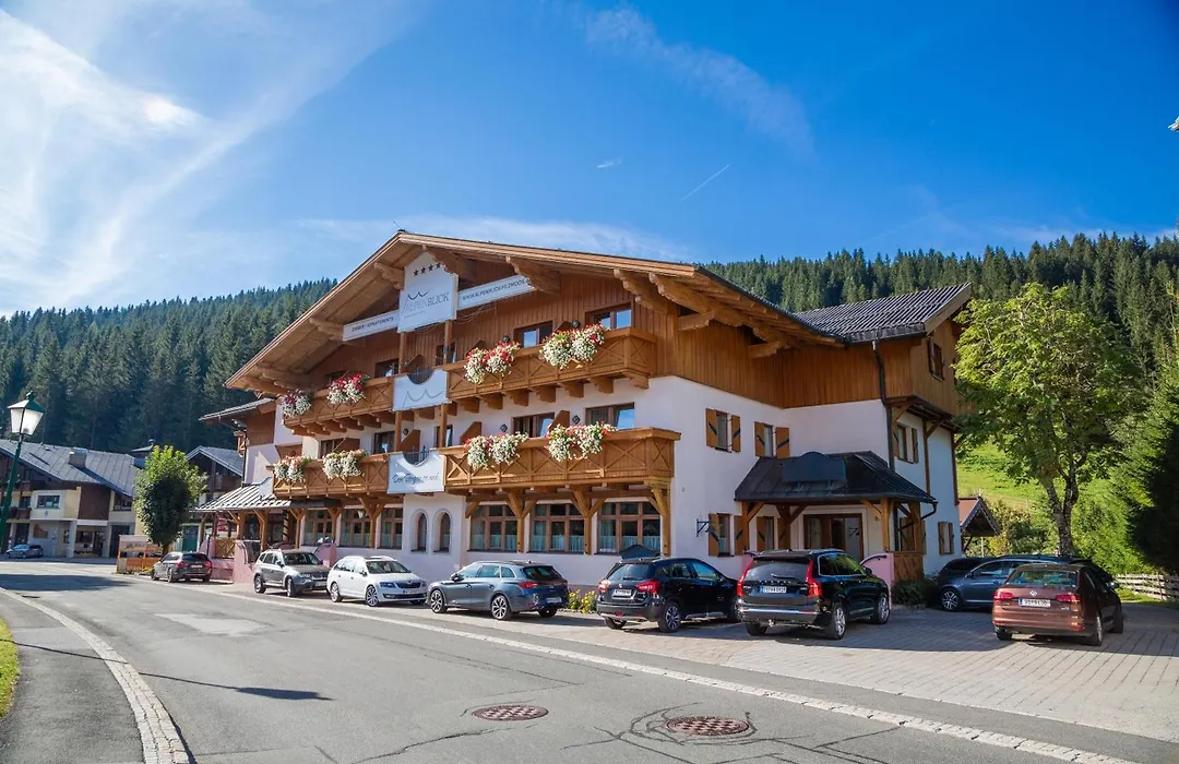 Hotel Alpenblick-1