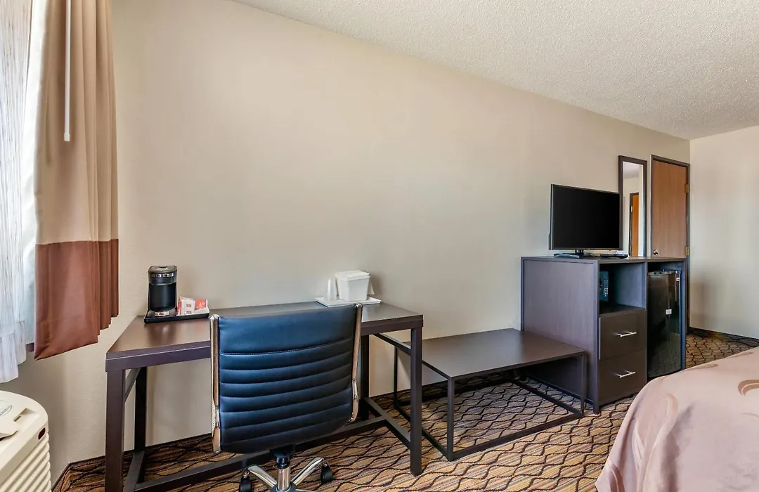 Quality Inn New London-1