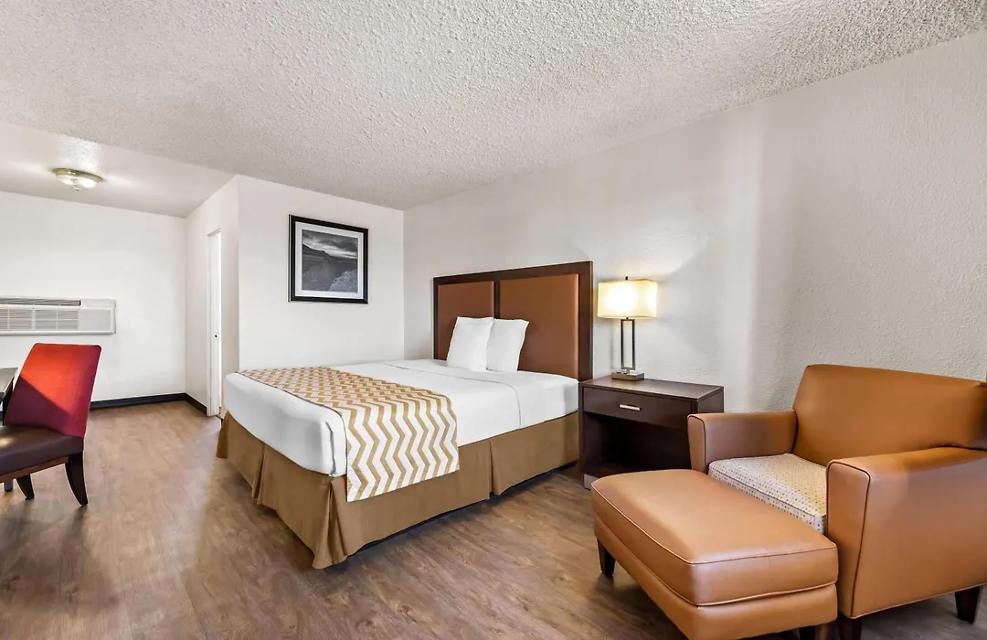 Travelodge By Wyndham Page, View Of Lake Powell-1