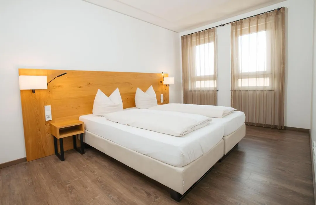 Hotel Poellners-1