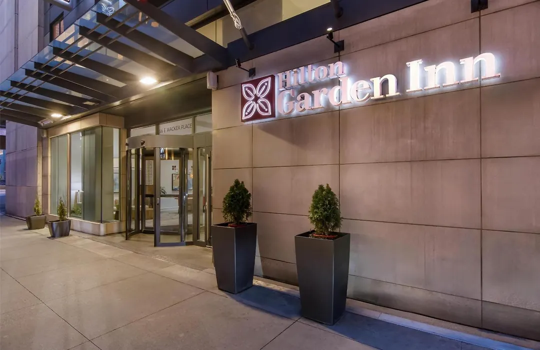 Hilton Garden Inn Chicago Downtown Riverwalk-1