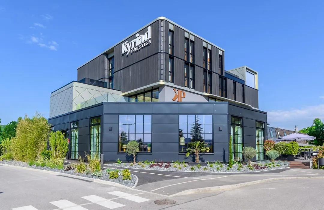 Kyriad Compiègne-1