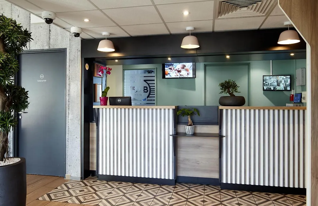 B&B HOTEL Igny Palaiseau-1