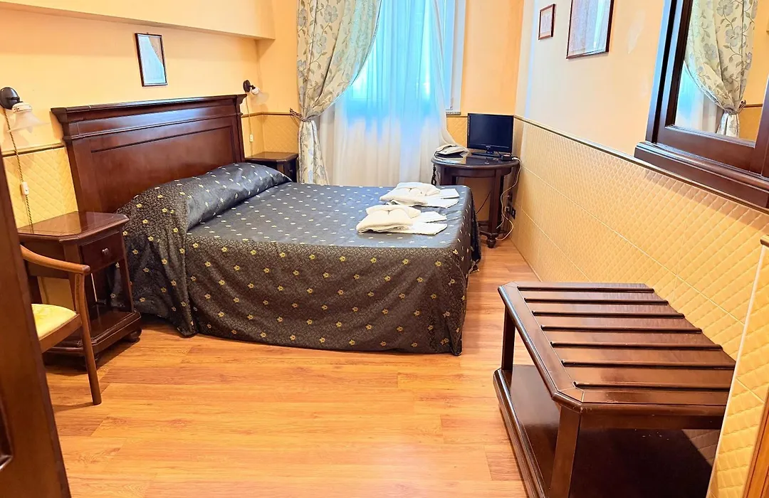 Hotel Archimede Ortigia-1