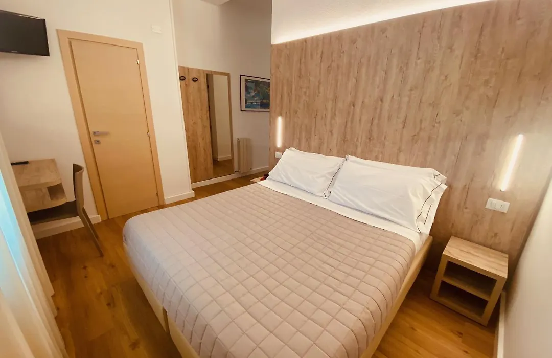 Hotel Montepizzo-1
