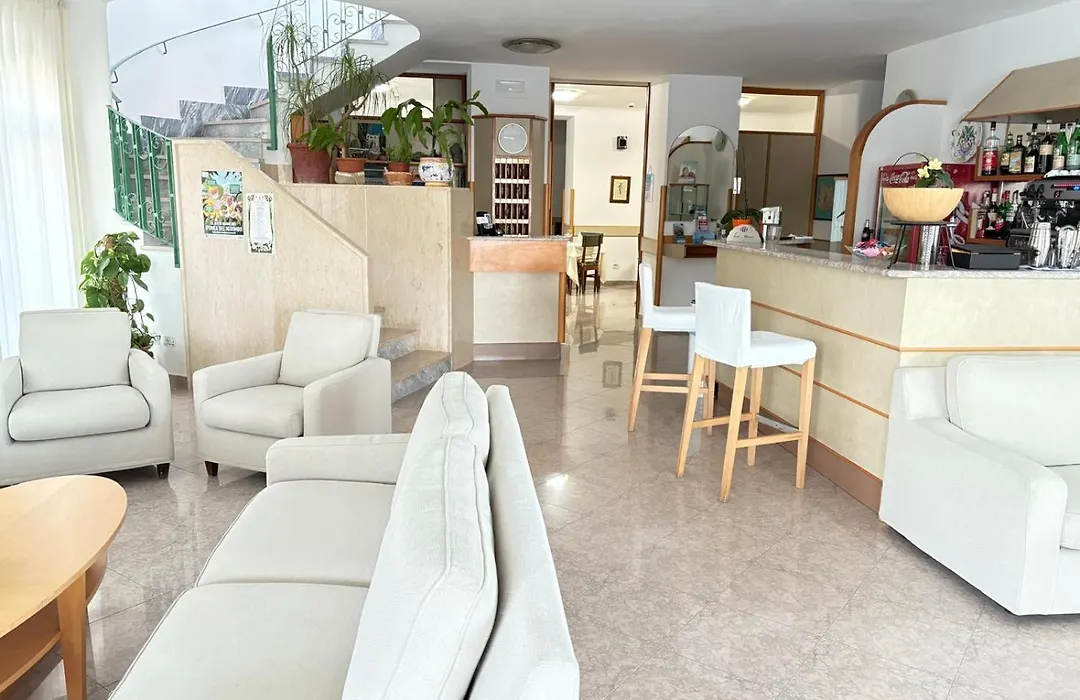 Hotel Maronti-1