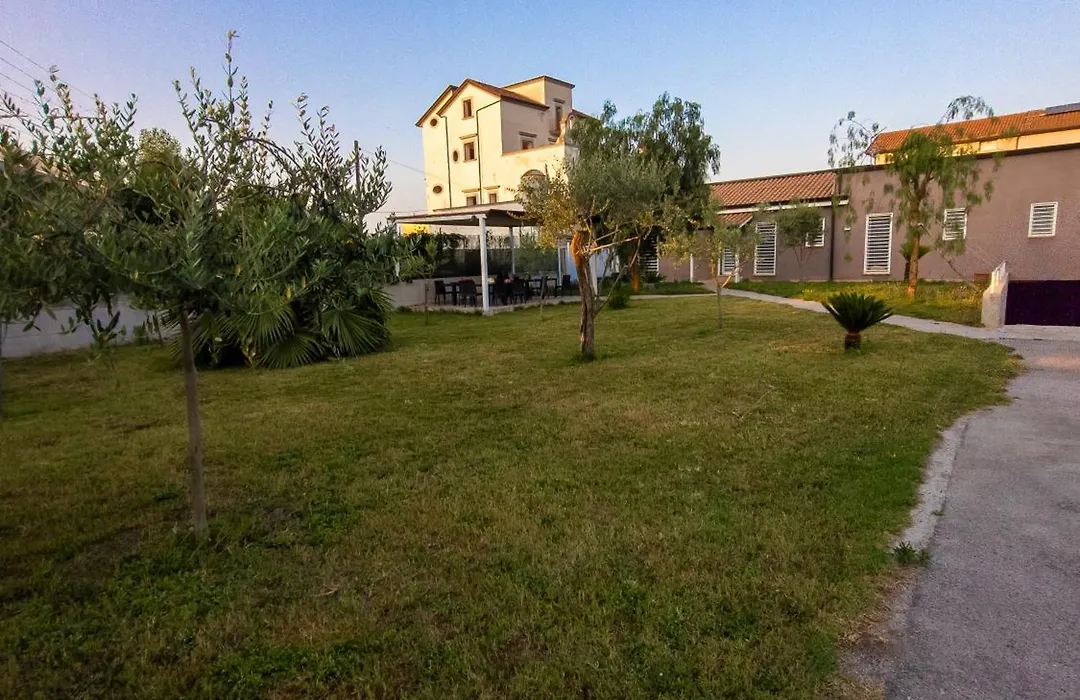B&B Roseal-1