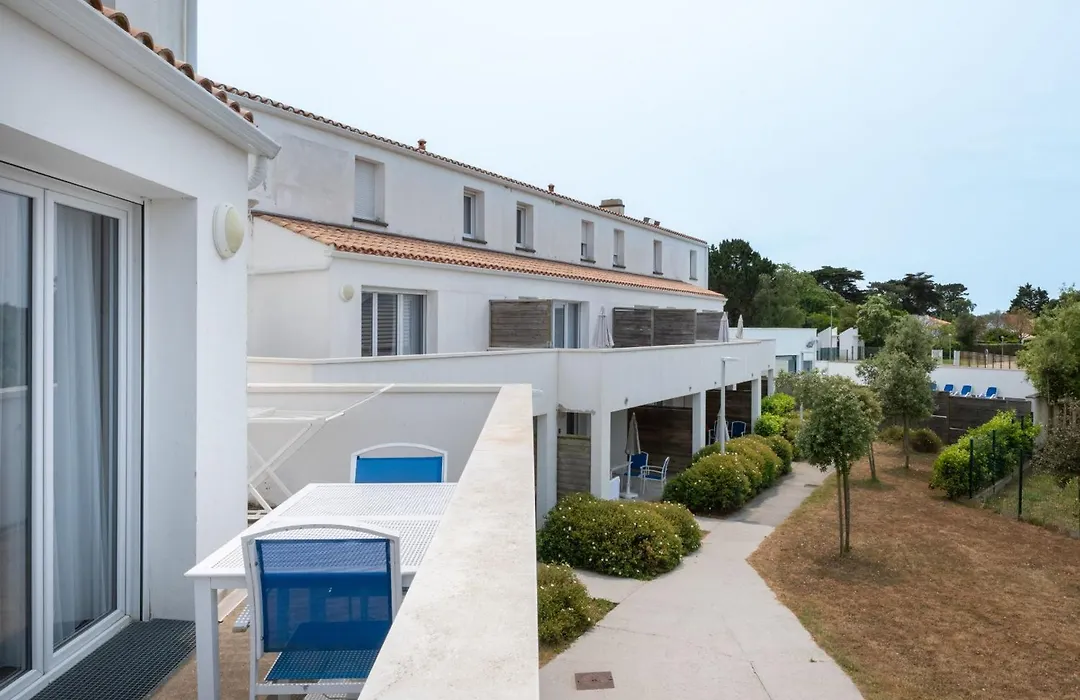 Résidence Odalys Le Domaine des Pins-1