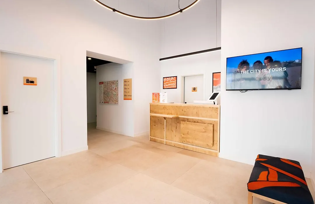 Easyhotel Madrid Alcala-1
