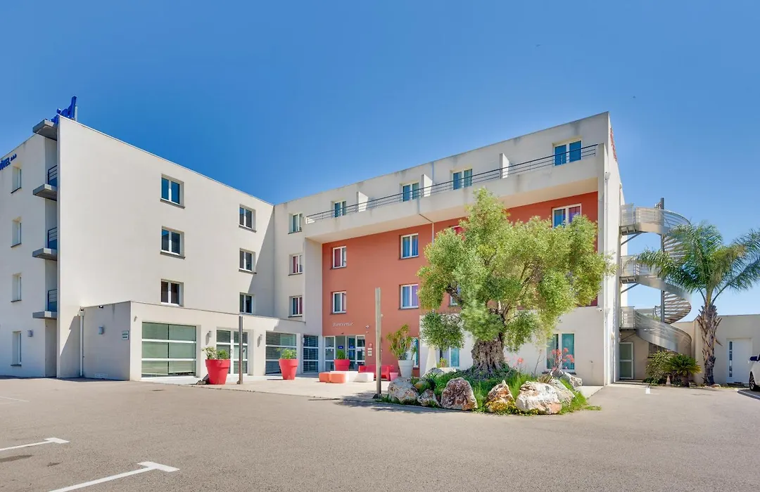 Kyriad Perpignan Sud-1