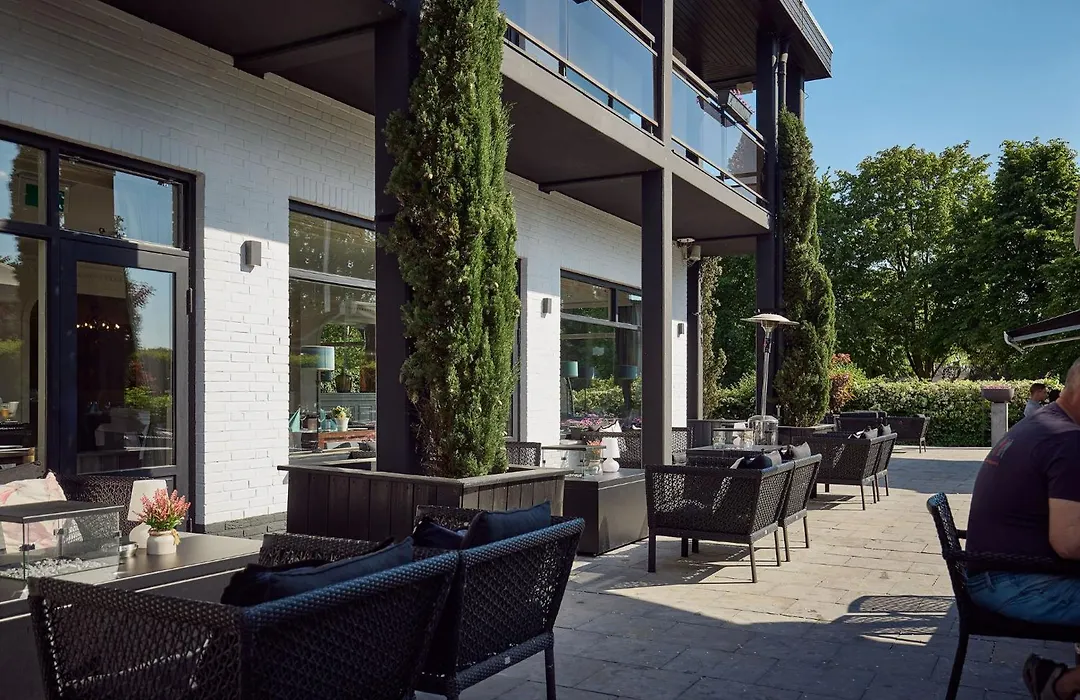 Hotel Moers Van Der Valk-1