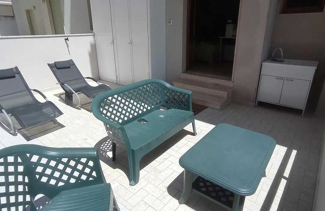 B&B Lungomare Galilei-1