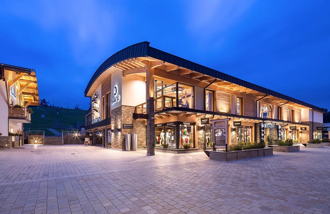 Hotel Bania Thermal & Ski-1