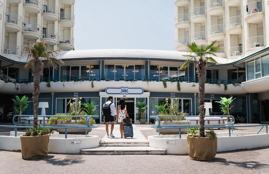 Hr Resort-1