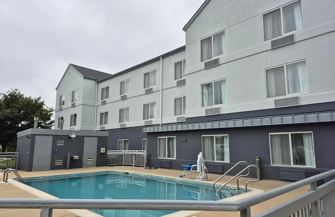 Spark By Hilton Lancaster-1
