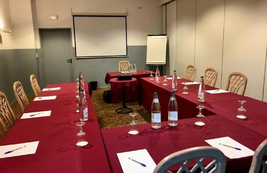 Logis Hotel Les Colonnes Strasbourg Zenith-1