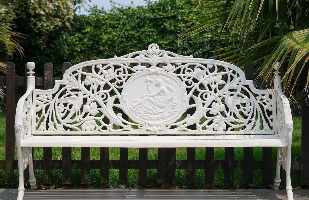 Vintage Balcony Guesthouse & Suites-1