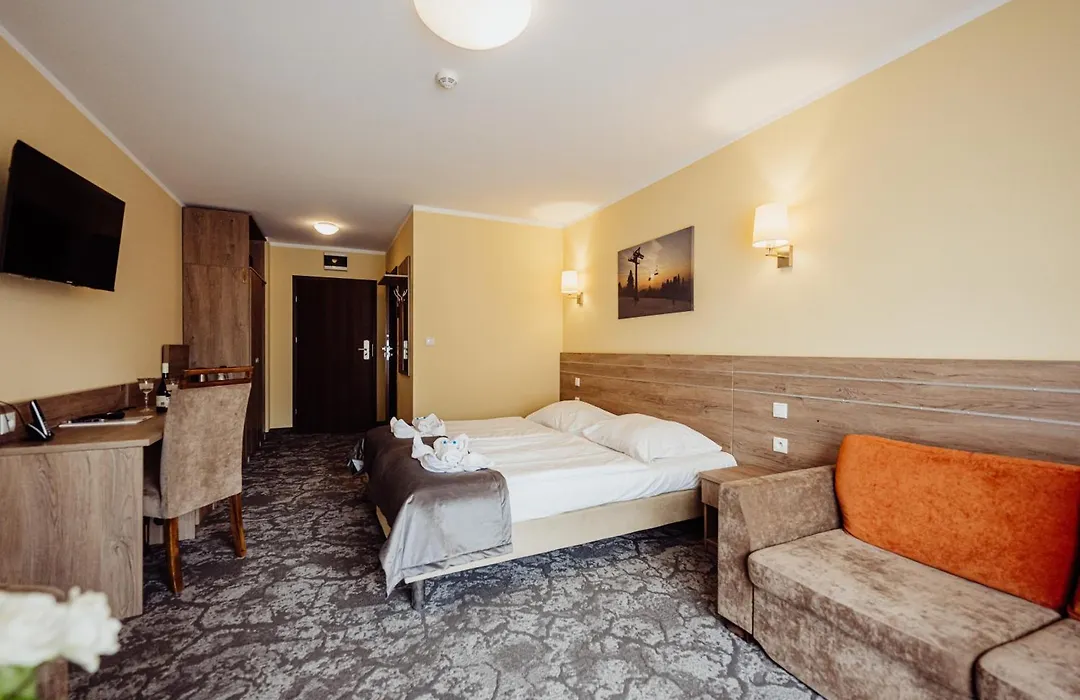 Hotel Na Skarpie-1