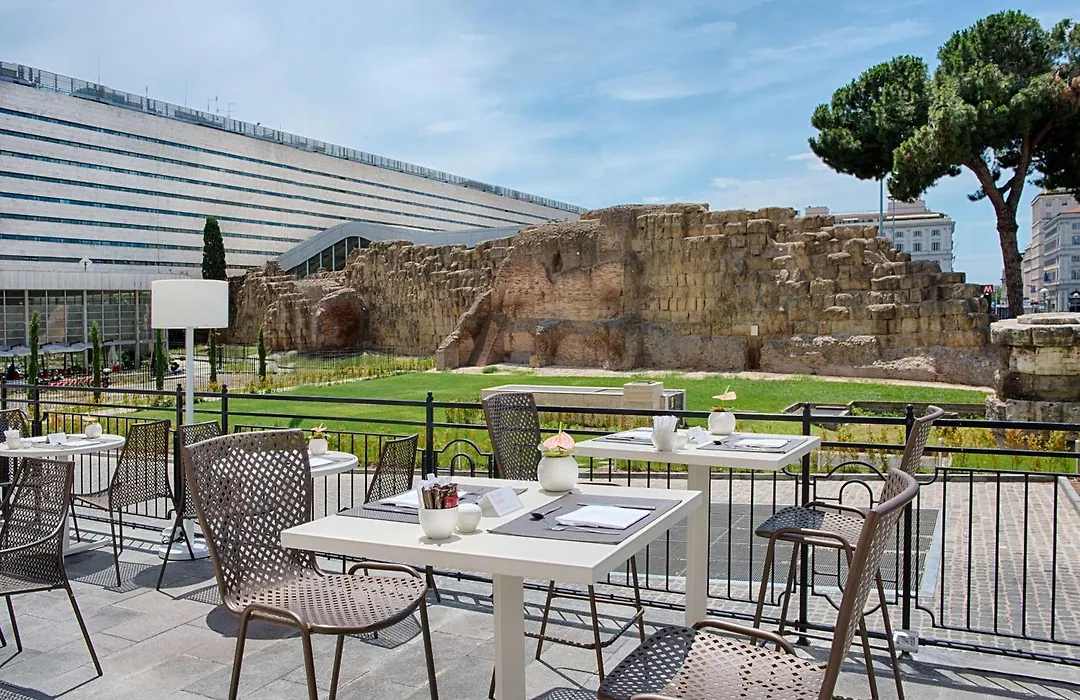 Nh Collection Palazzo Cinquecento-1