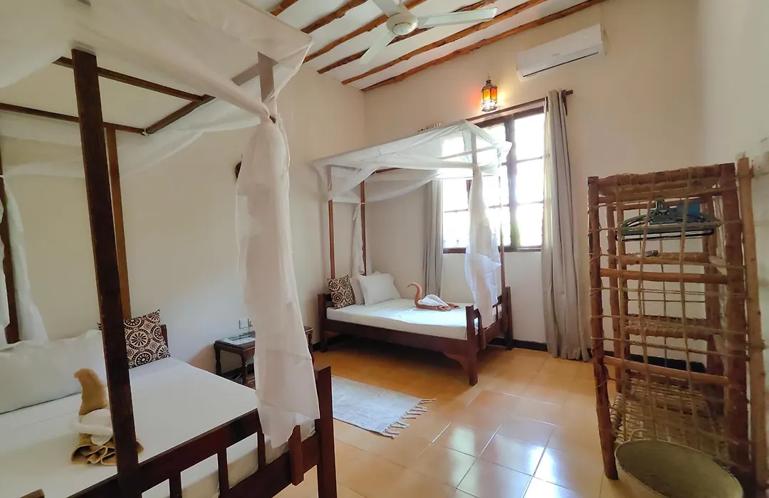 Hakuna Matata Villa-1