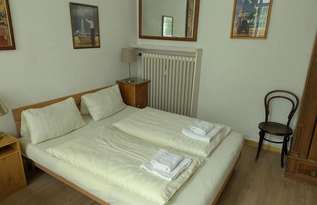 Hotel Pension Waizenegger am Kurfürstendamm-1