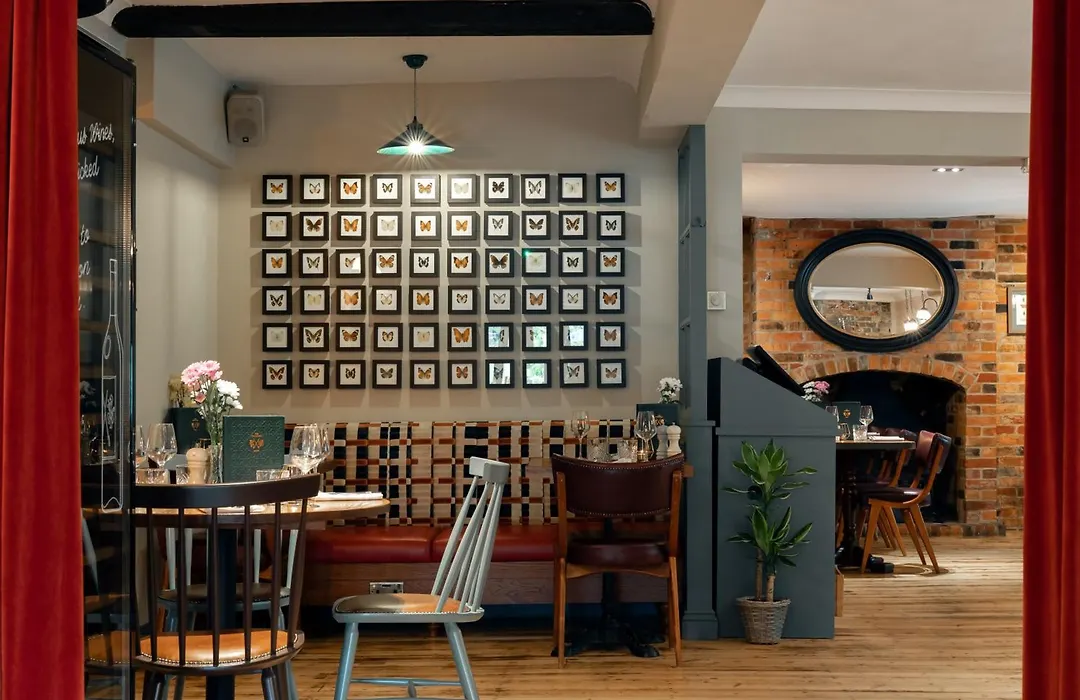 Cromwell Arms Country Pub With Rooms-1