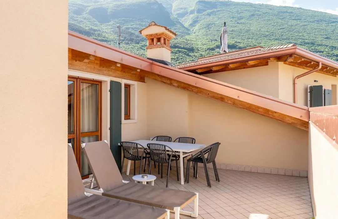June Stay Lake Garda-1