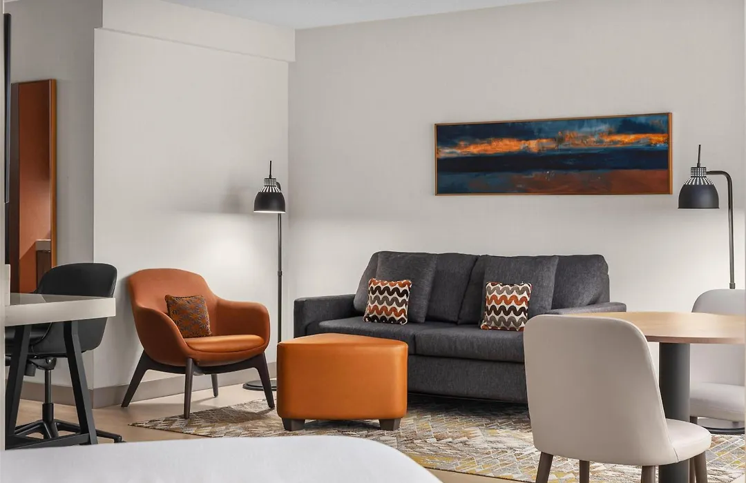 Hilton Garden Inn Toronto Airport-1
