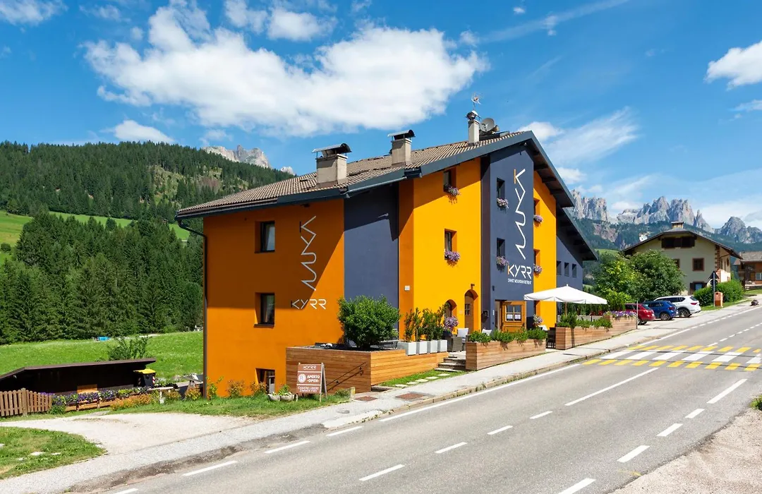 Kyrr Smart Mountain Retreat-1