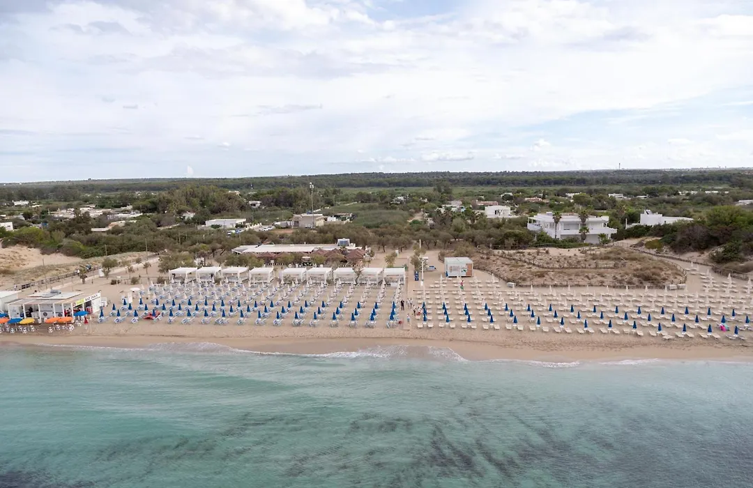 Lido degli Angeli Case Vacanza-Beach-1