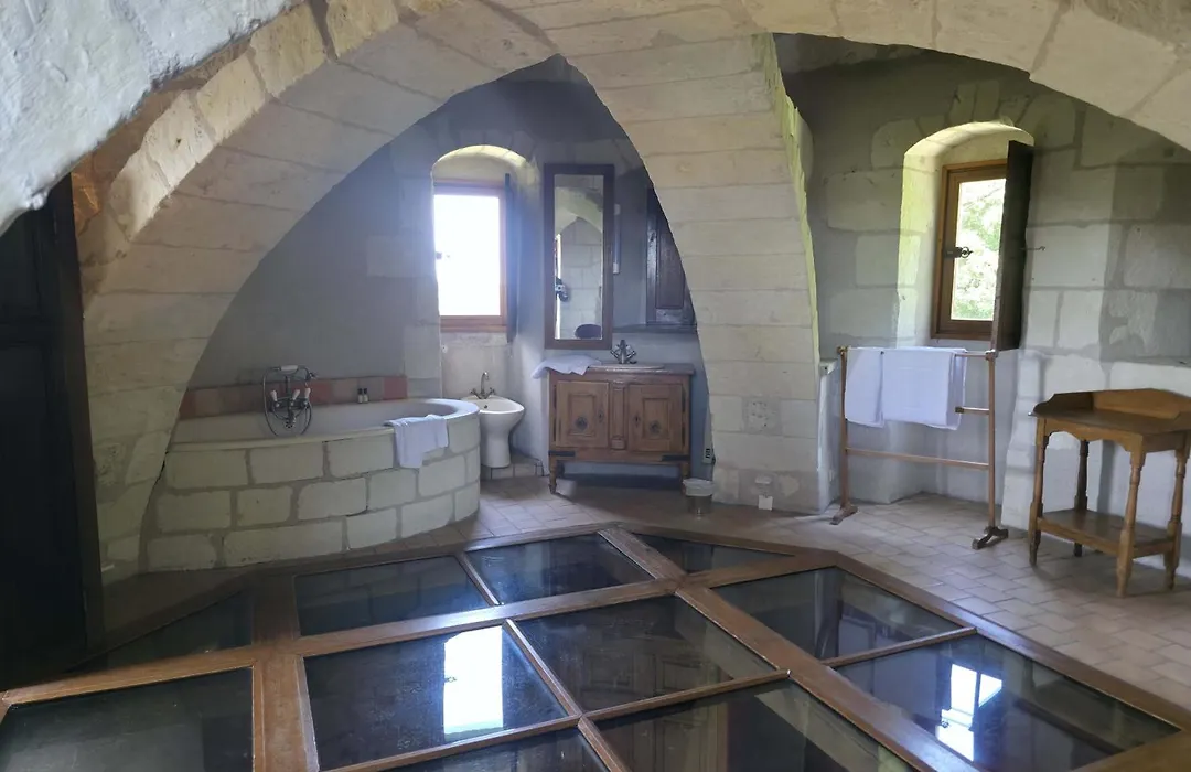 Chateau De Chissay-1