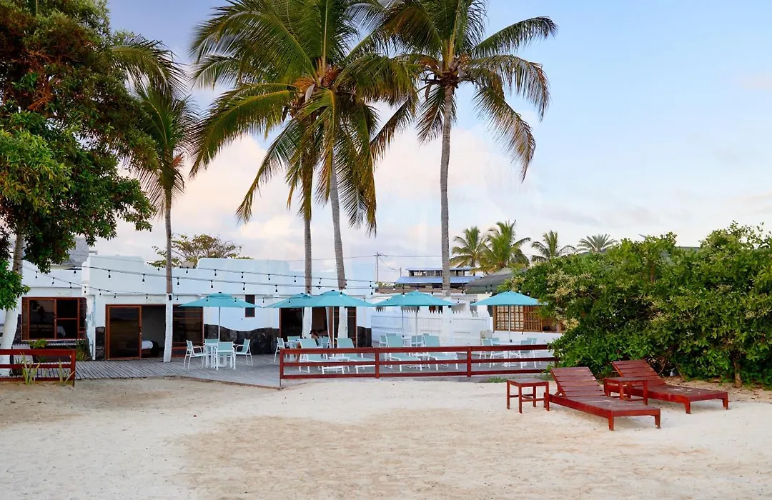 Hotel Isamar Galapagos Beachfront-1